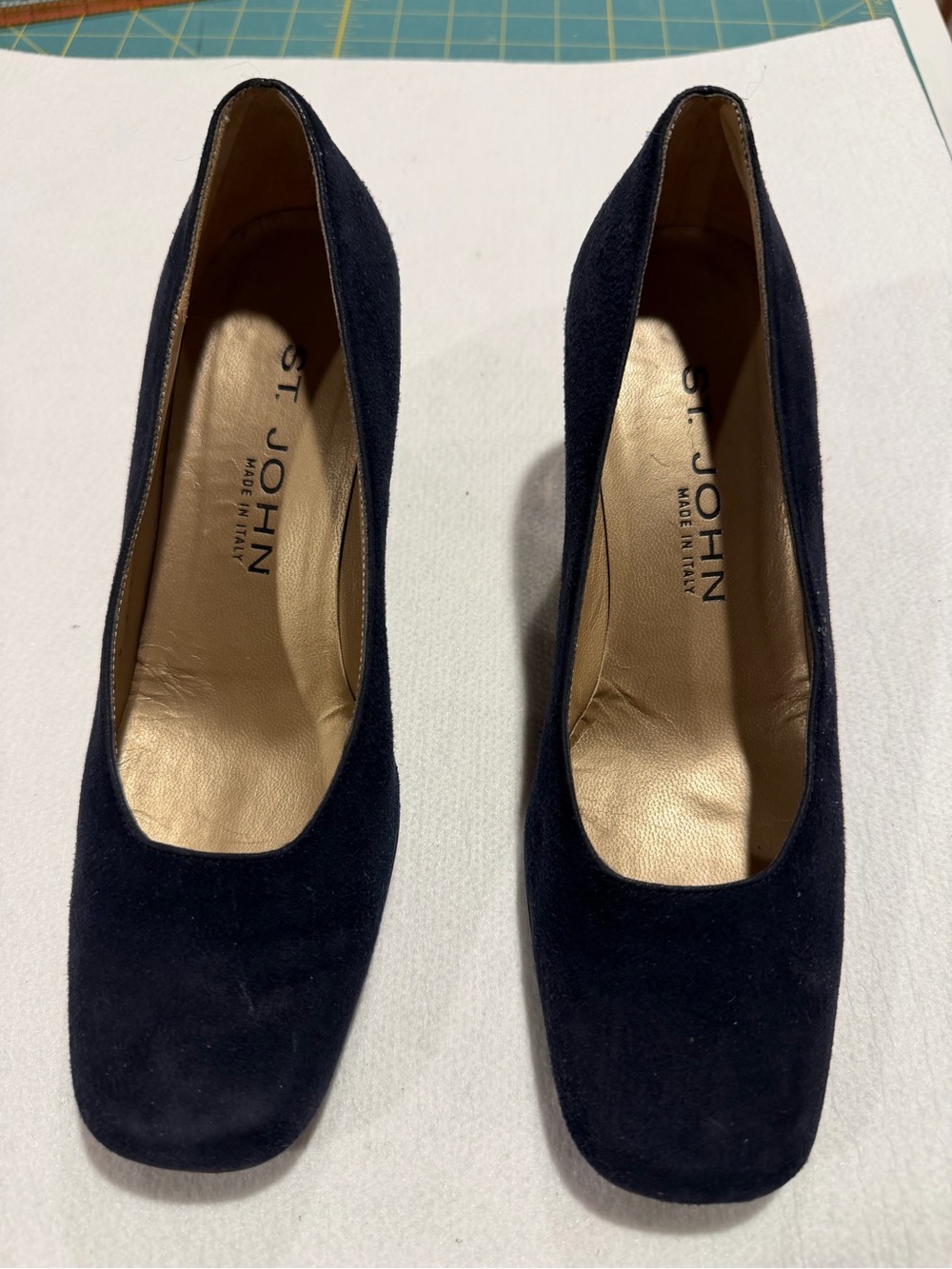 St. John Navy Suede Square-Toe Women's Pumps